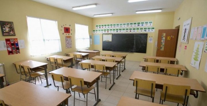 Bie numri i përgjithshëm i nxënësve dhe studentëve në Kosovë