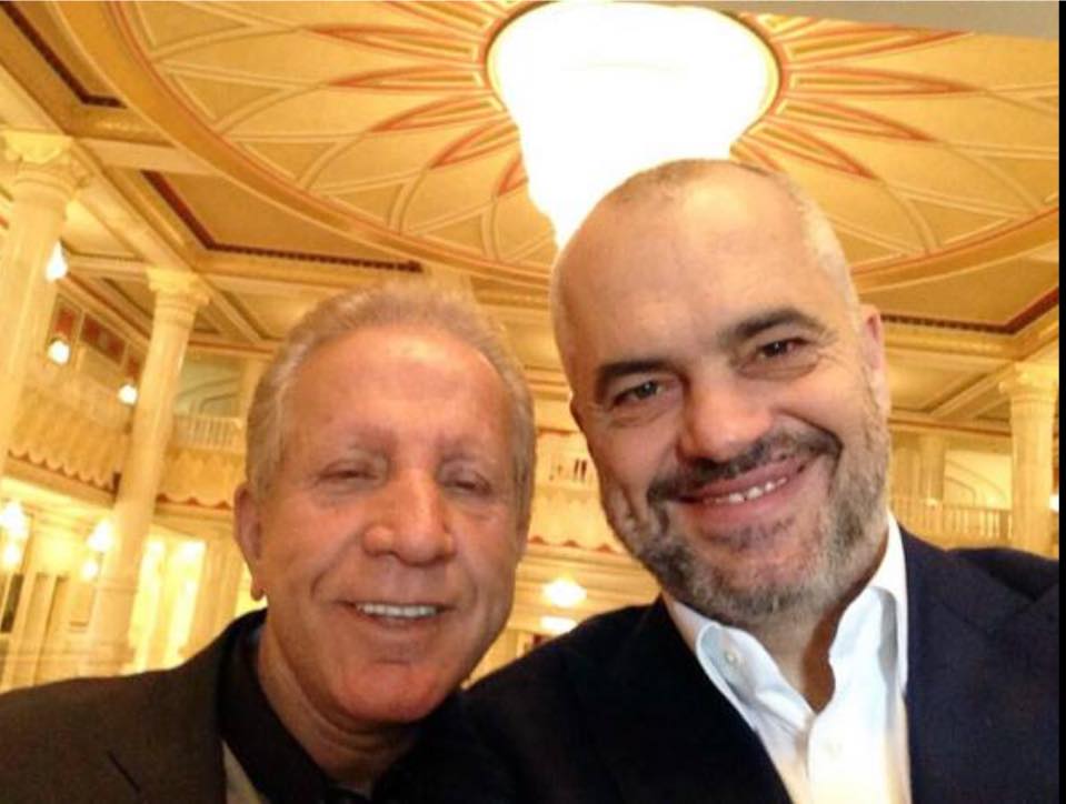 U pa në zyret Ramës, reagon Pacolli pasi u tha se ka negociata për të hyrë në Qeveri