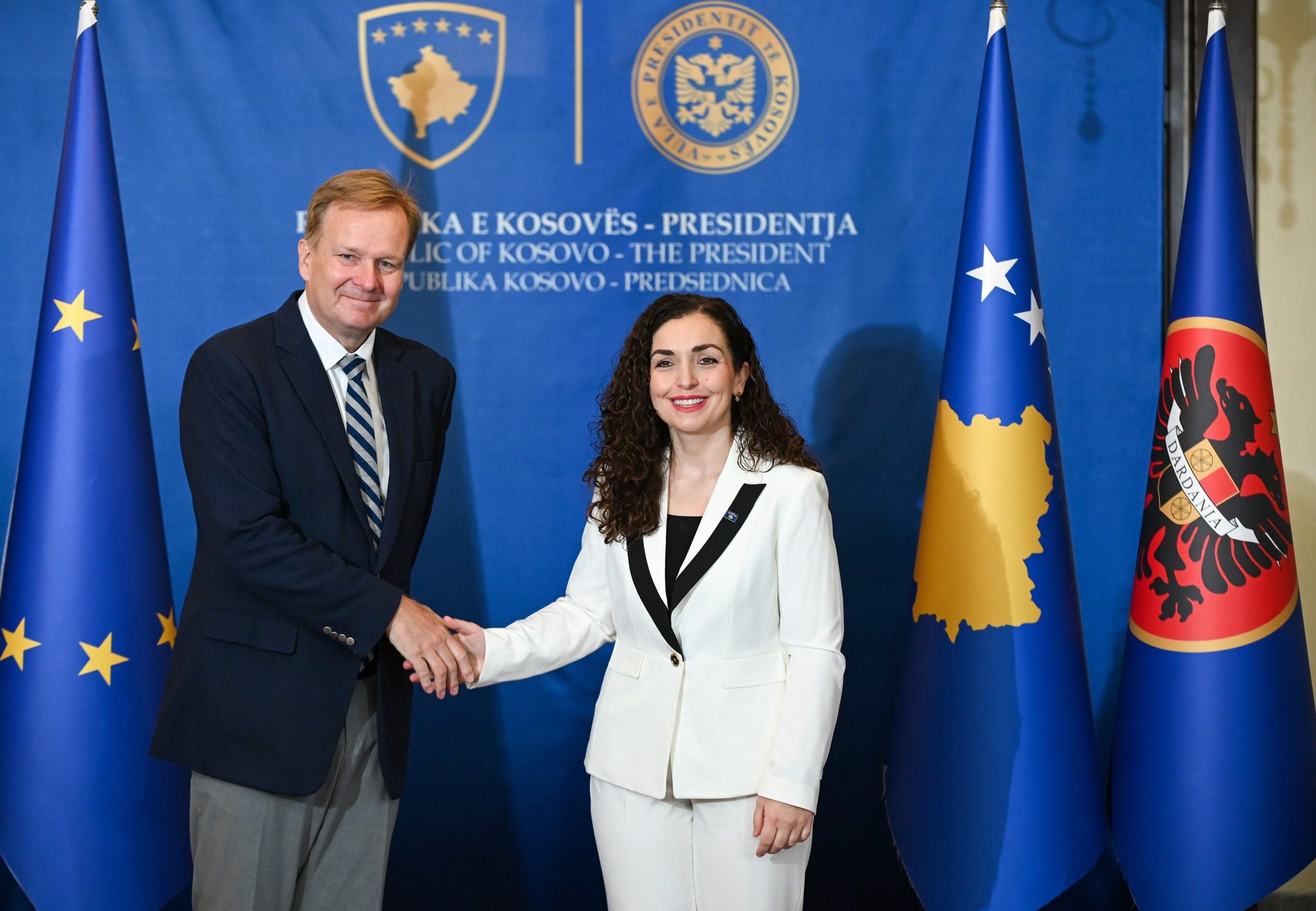 Osmani i kërkon ndërhyrjen e bashkësisë ndërkombëtare ndaj arrestimeve të kosovarëve nga Serbia