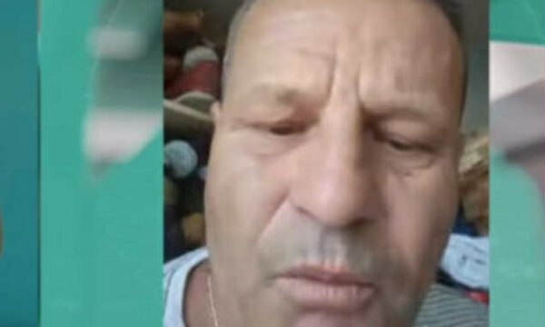“Dhoma ishte me gjak, më kanë goditur me pendrek në kokë”