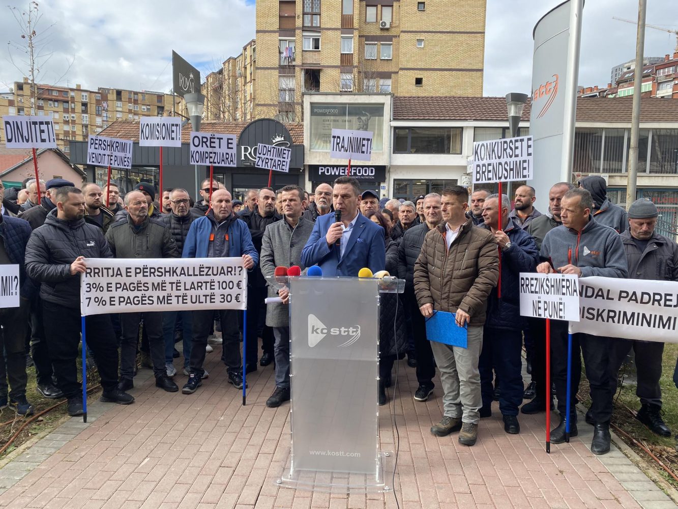 Nis protesta e punëtorëve të KOSTT-it, kërkojnë rritje të pagave