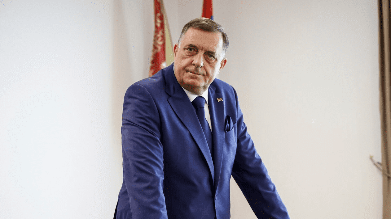 Dodiku shpallë referendum në entitetin serb të Bosnjës