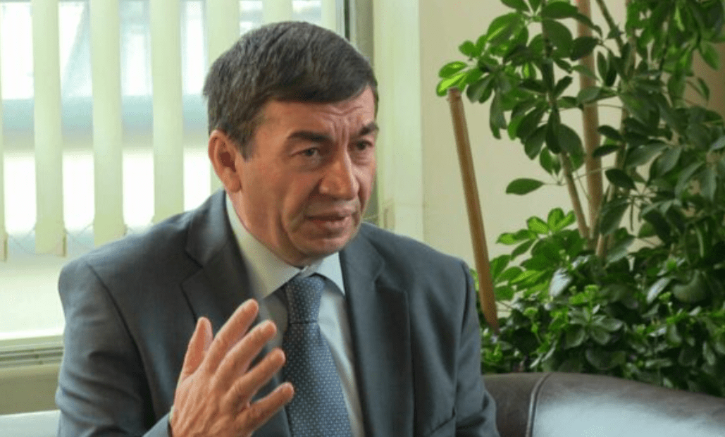 Bajrami: Kryeministri e presidentja të dalin në protestë