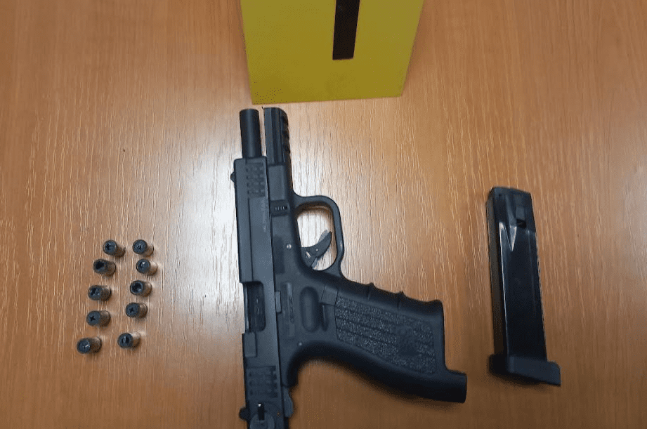 Të shtëna me armë zjarri në Prishtinë, arrestohet një 18-vjeçar