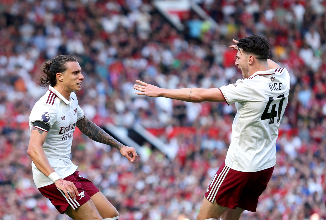 Derbi i parë në Premier Ligë – Arsenali mposhtë Man United
