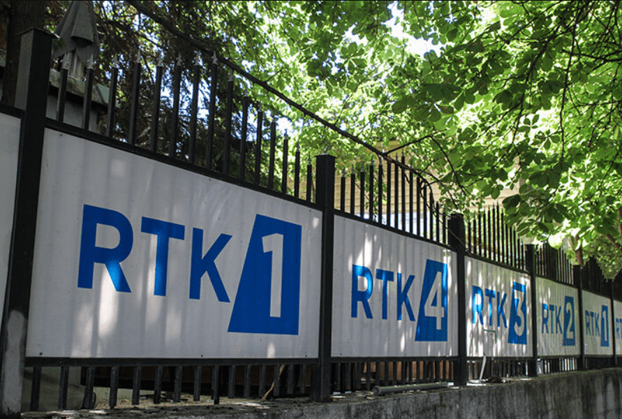AGK-ja dënon fuqishëm përjashtimin e 6 gazetarëve të RTK-së nga ekrani