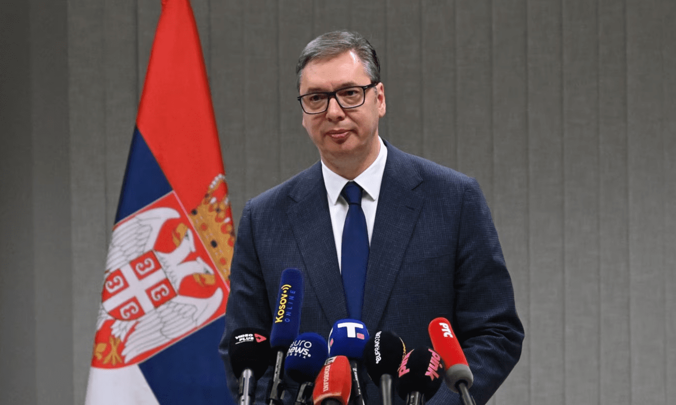 Vuçiq përsërit thirrjen ndaj protestuesve për dialog