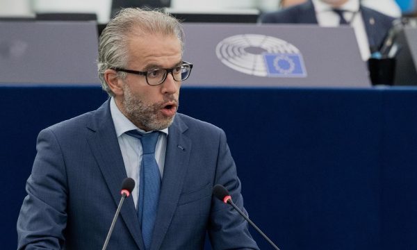 Reuten: Formojeni qeverinë që t’ju ndihmojmë për anëtarësim në BE dhe KiE