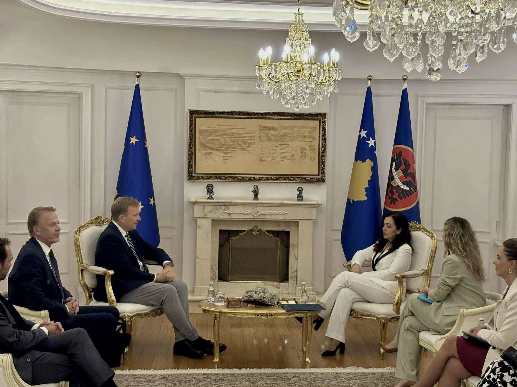 Fillon takimi Sorensen – Osmani