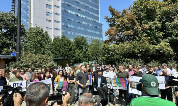 Pa paga, punëtorët e RTK-së protestojnë të hënën