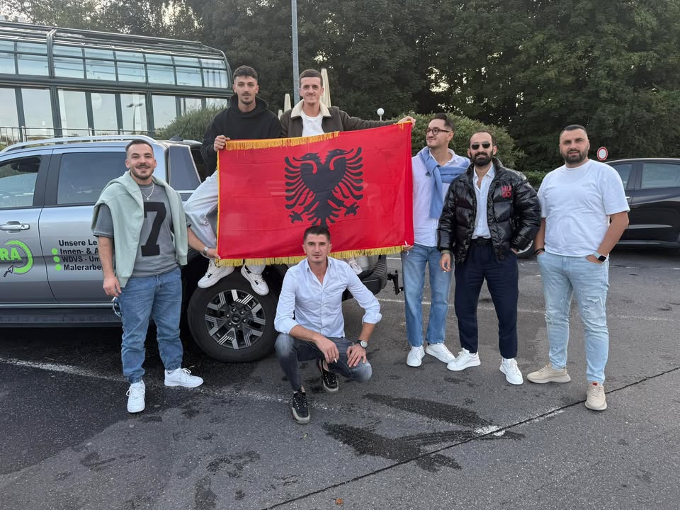 Të rinjtë rahovecas nisen nga Dortmundi në Hagë