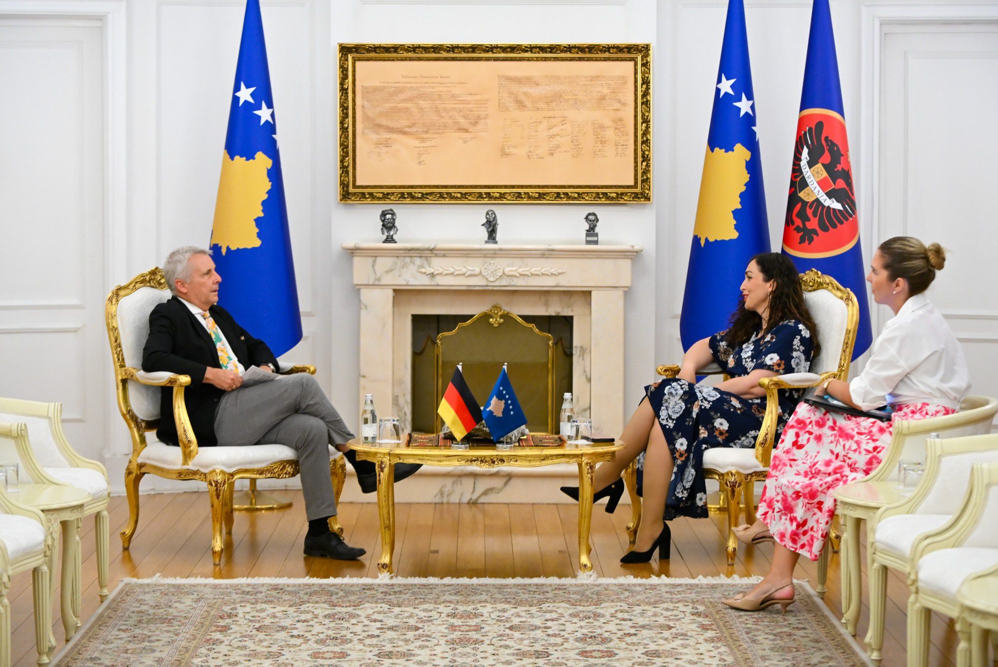 Osmani takohet me ambasadorin gjerman, flasin për konstituimin e institucioneve
