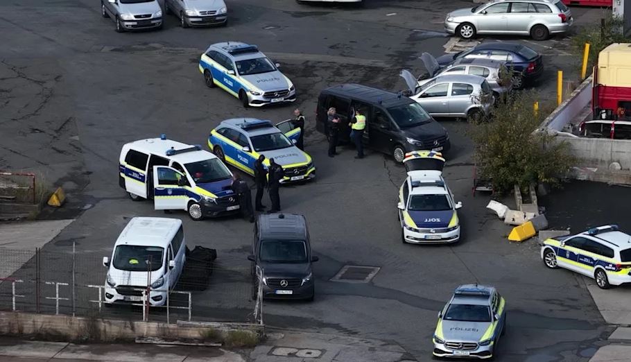 Policia gjermane kap 400 kg drogë në portin e Hamburgut