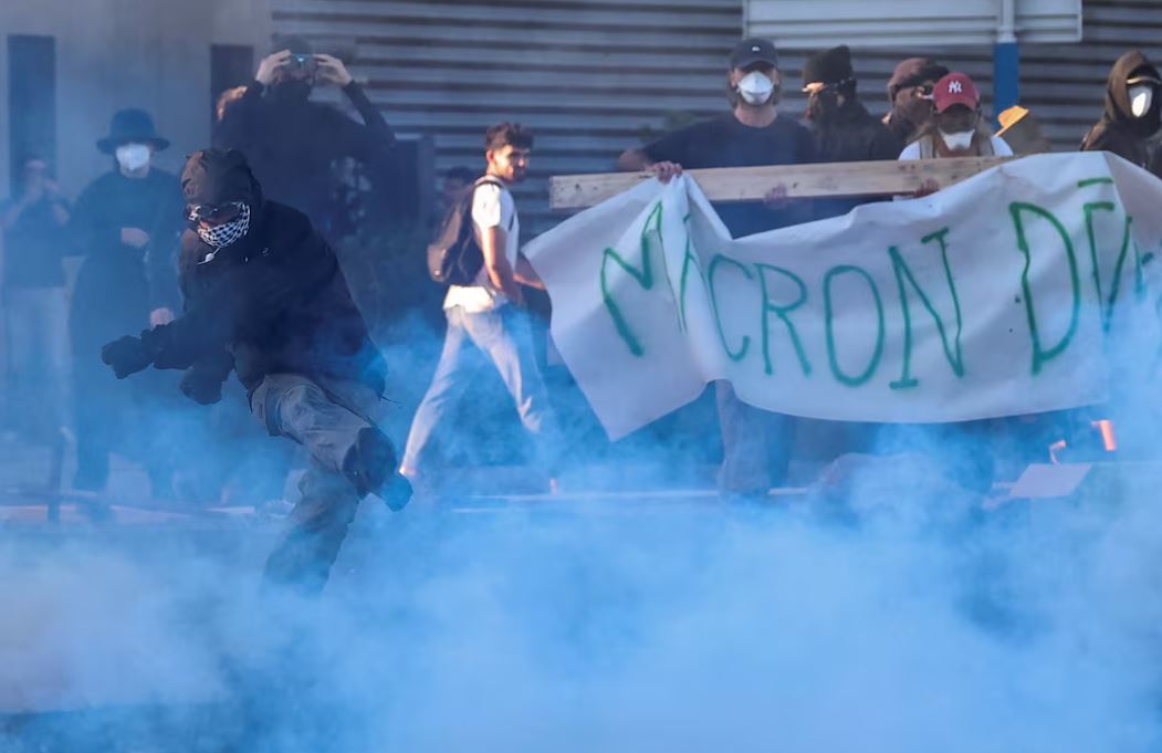 Protesta të dhunshme në Francë, arrestohen rreth 200 persona