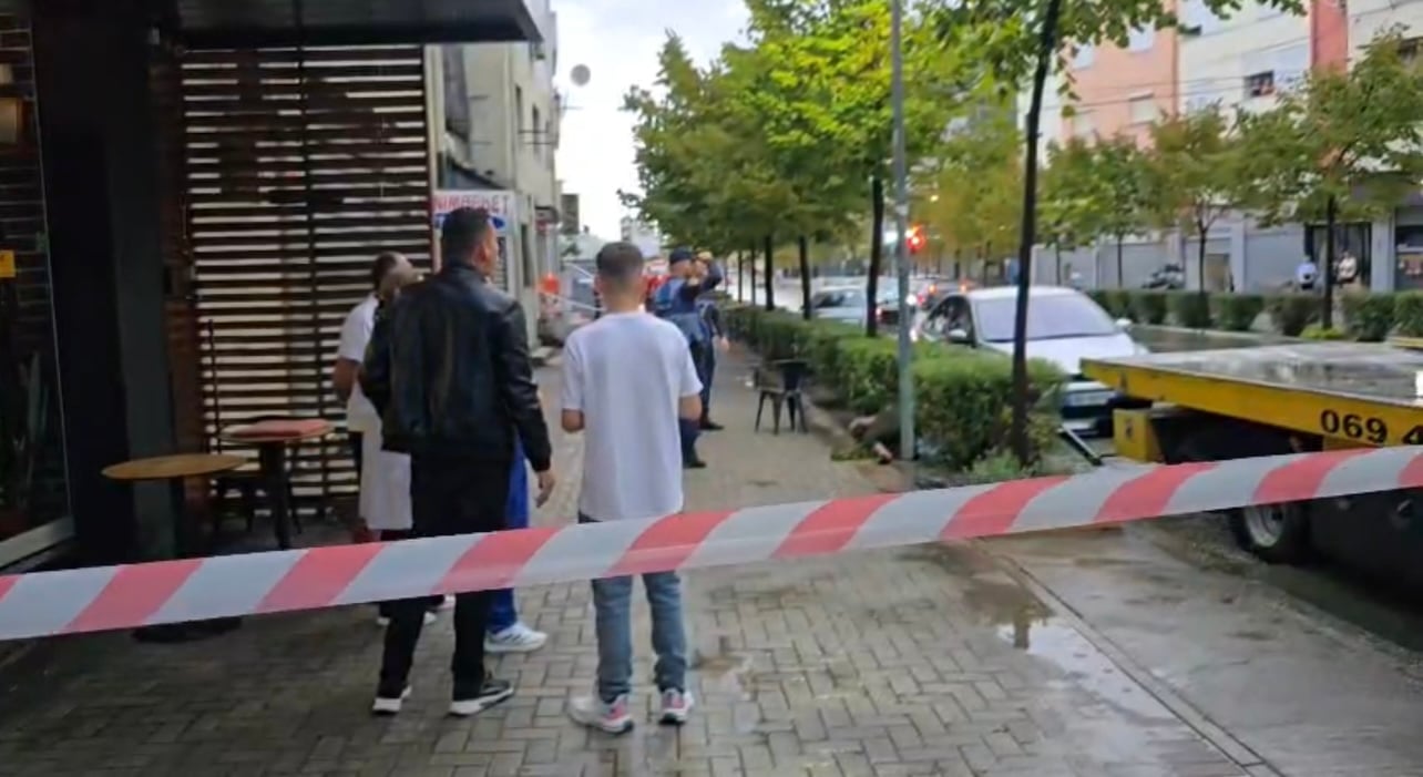 Shtylla e dëmtuar në rrugë i merr jetën një personi në Durrës