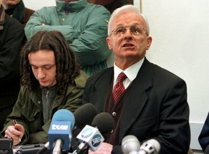 Konferenca e Albin Kurtit në emër të Adem Demaçit, ja si përgjigjet James Rubin