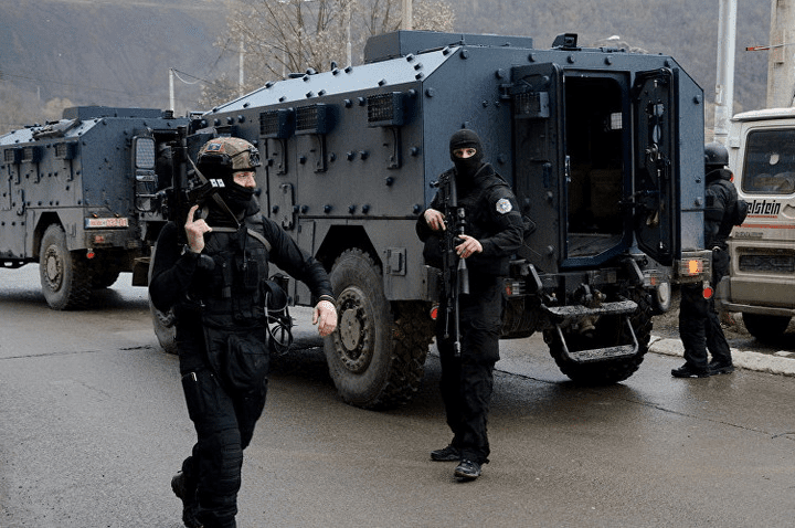 Suspendohen katër policë nga Njësia Speciale, bënin shaka me Dimal Bashën në grup privat