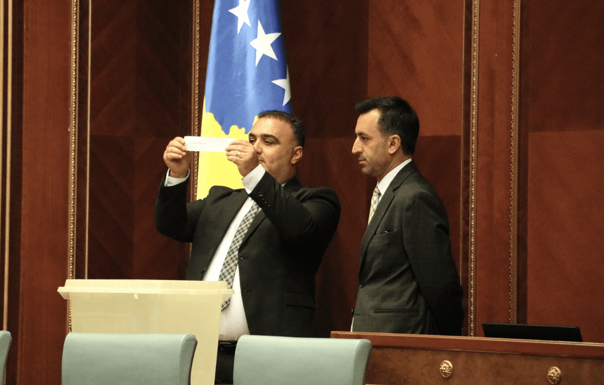 Basha: Ka trysni nga miqtë ndërkombëtarë që Kuvendi të vazhdojë punën