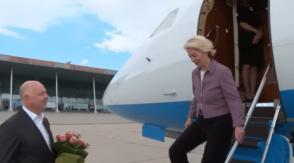 Rusia ndërhyri në sistemin GPS të aeroplanit, kur shefja e BE-së po ateronte në Bullgari