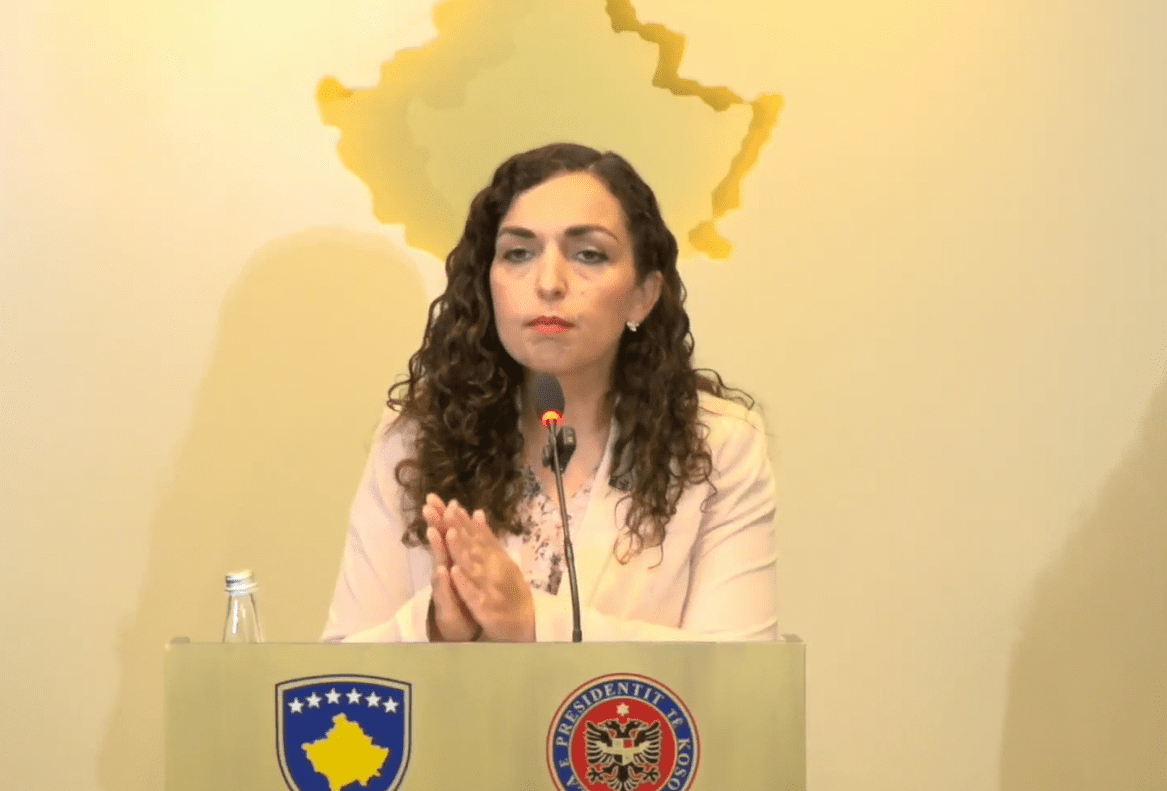 Osmani thotë se “nuk e ka lexuar” punimin e Bashës për UÇK-në