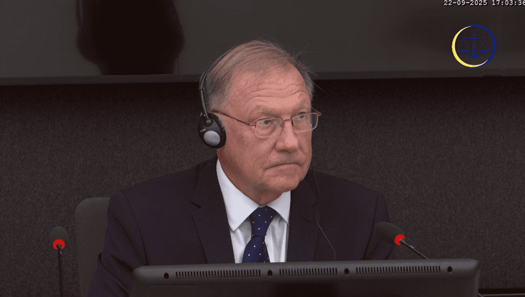 Duncan thotë se s’ka parë komunikata të UÇK-së ku përmendeshin ekzekutime