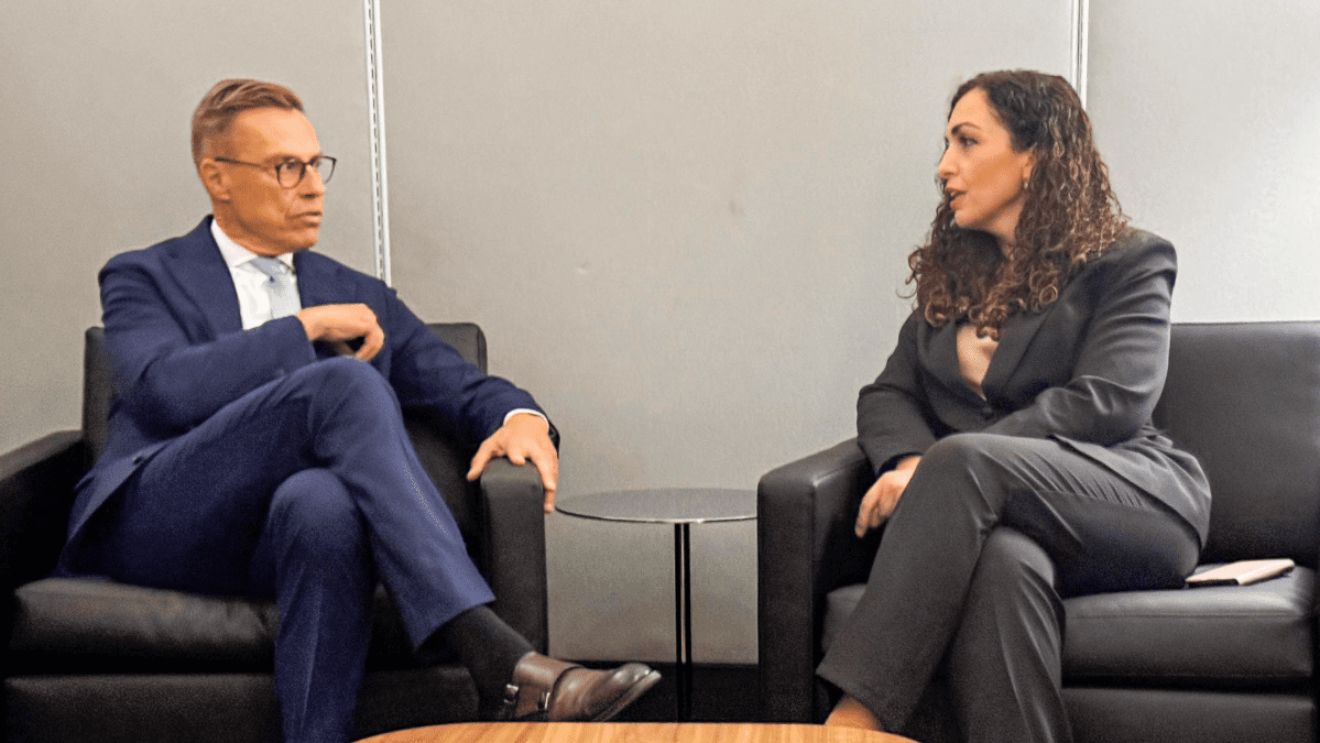 Osmani takohet me presidentin e Finlandës, flasin për sigurinë në Evropë