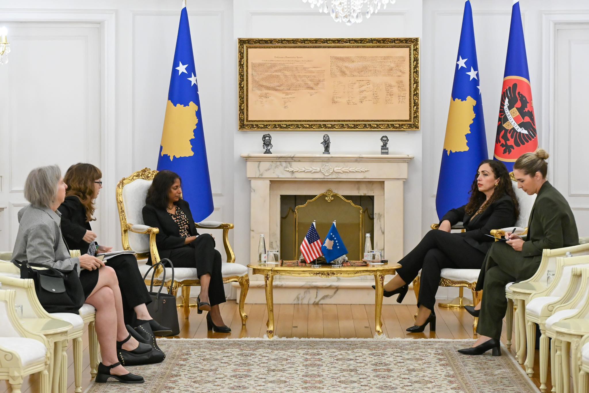 Zyrtarja amerikane i shkon Osmanit në takim, ja për çka biseduan