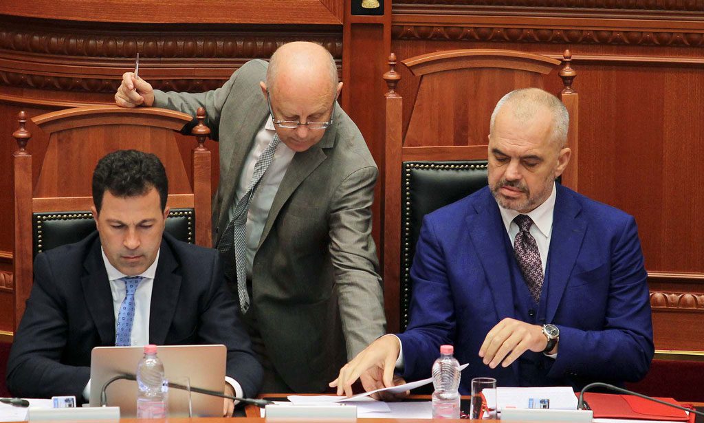 Rama propozon Niko Peleshin për kryetar të ri në Kuvendin e Shqipërisë