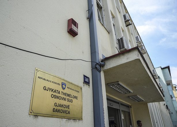 Gjakovë: Një muaj paraburgim të dyshuarit që iu gjet 1kg drogë në veturë