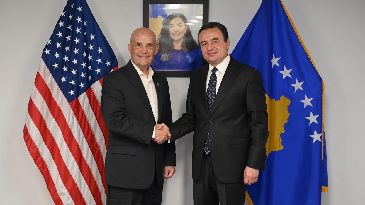 Kurti takohet me kongresistin Keith Self, diskutojnë për marrëdhëniet bilaterale Kosovë-SHBA