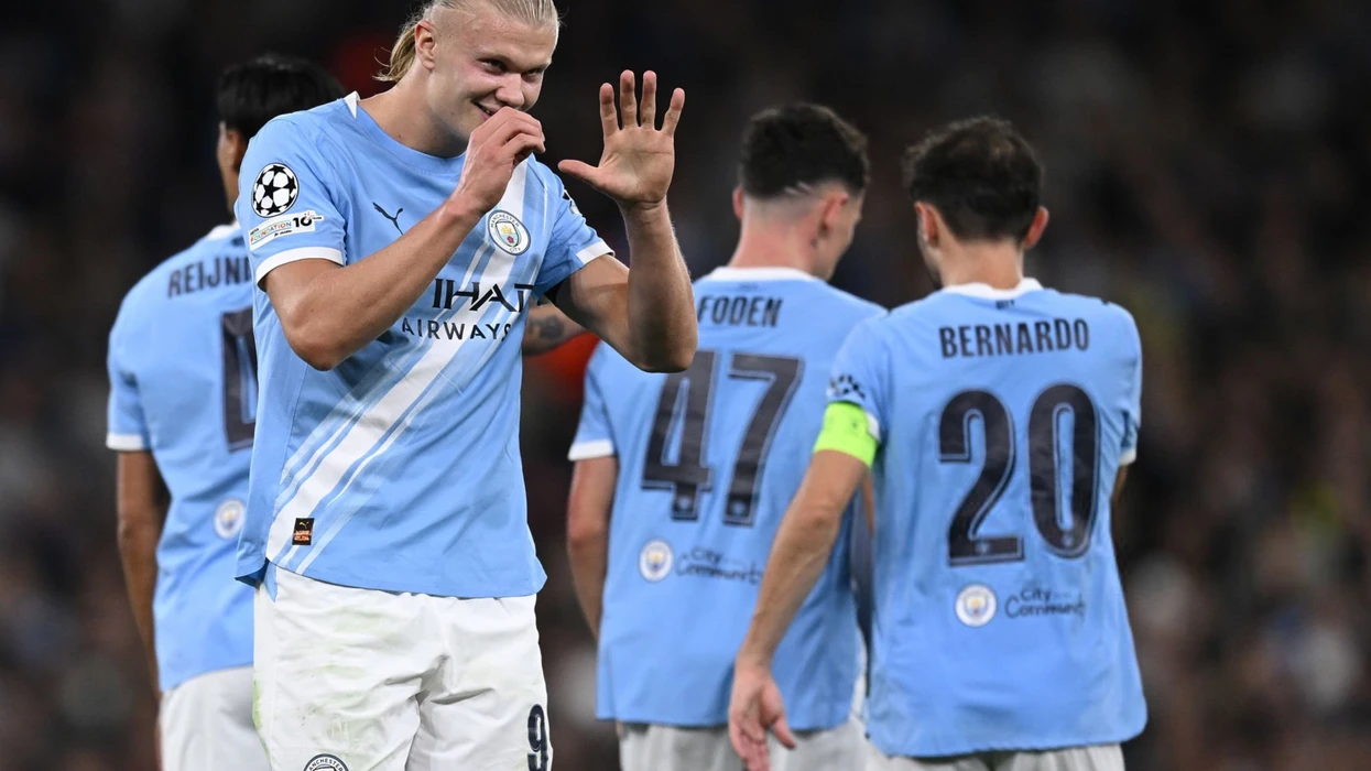 Man City mposht Napolin me golat e Haaland dhe Doku