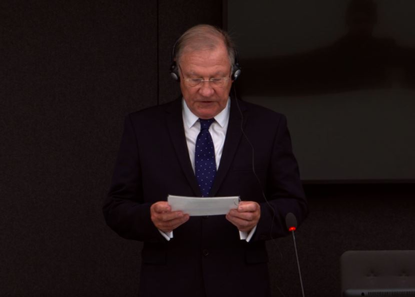 John Duncan, ish-këshilltari i Wesley Clark, nis dëshminë në rastin e Thaçit në Hagë
