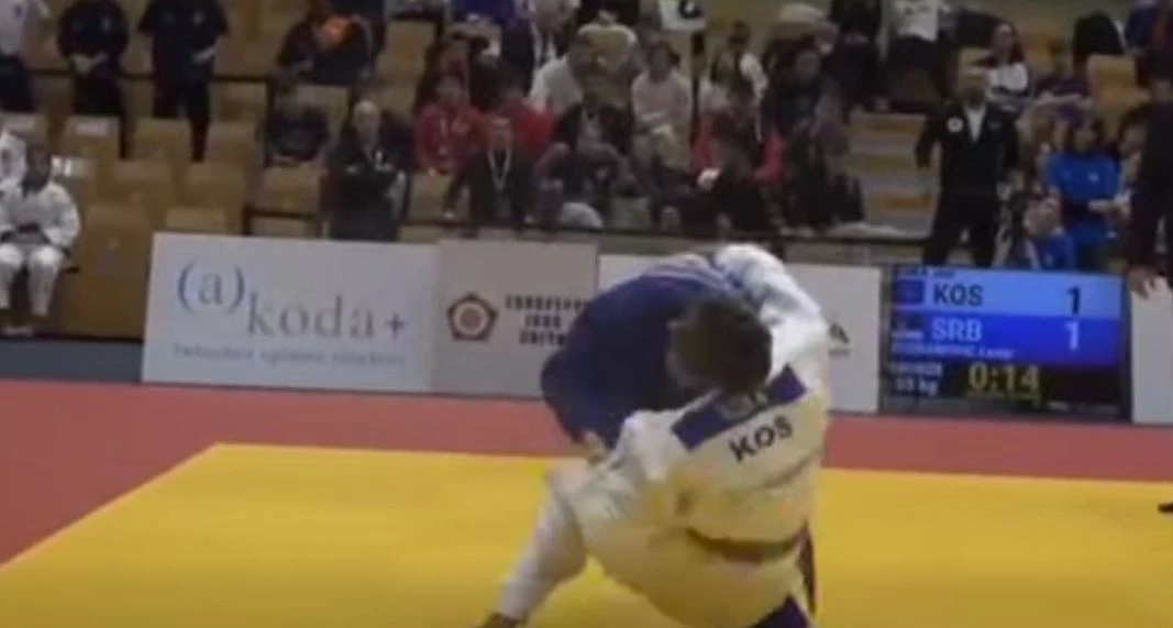 Momenti kur Jon Kuka mposht serbin Bogdanoviq për medalje në Kupën Evropiane