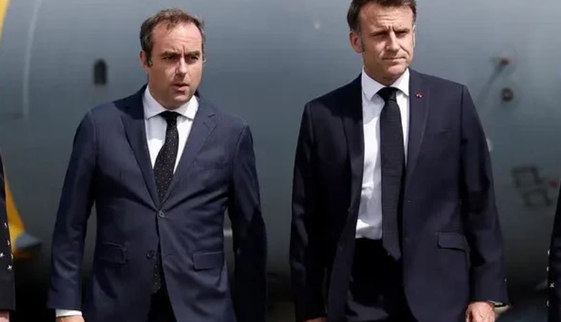 Dorëheqja e kryeministrit, Franca në krizë të re politike