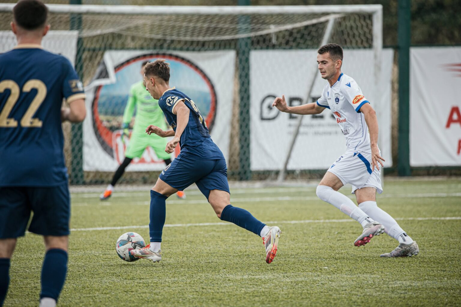 Dhunë në futbollin e të rinjëve, kryetrajneri i Ferizajt sulmon me grushte një futbollist gjilanas