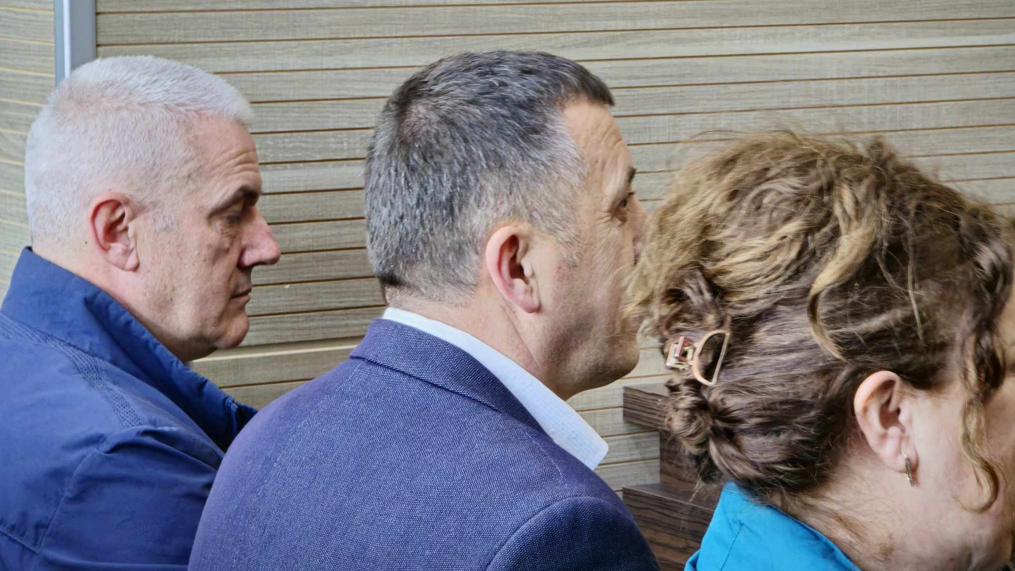 Edhe pse kishte urdhër detyrimi, Sveçla nuk shfaqet në seancë