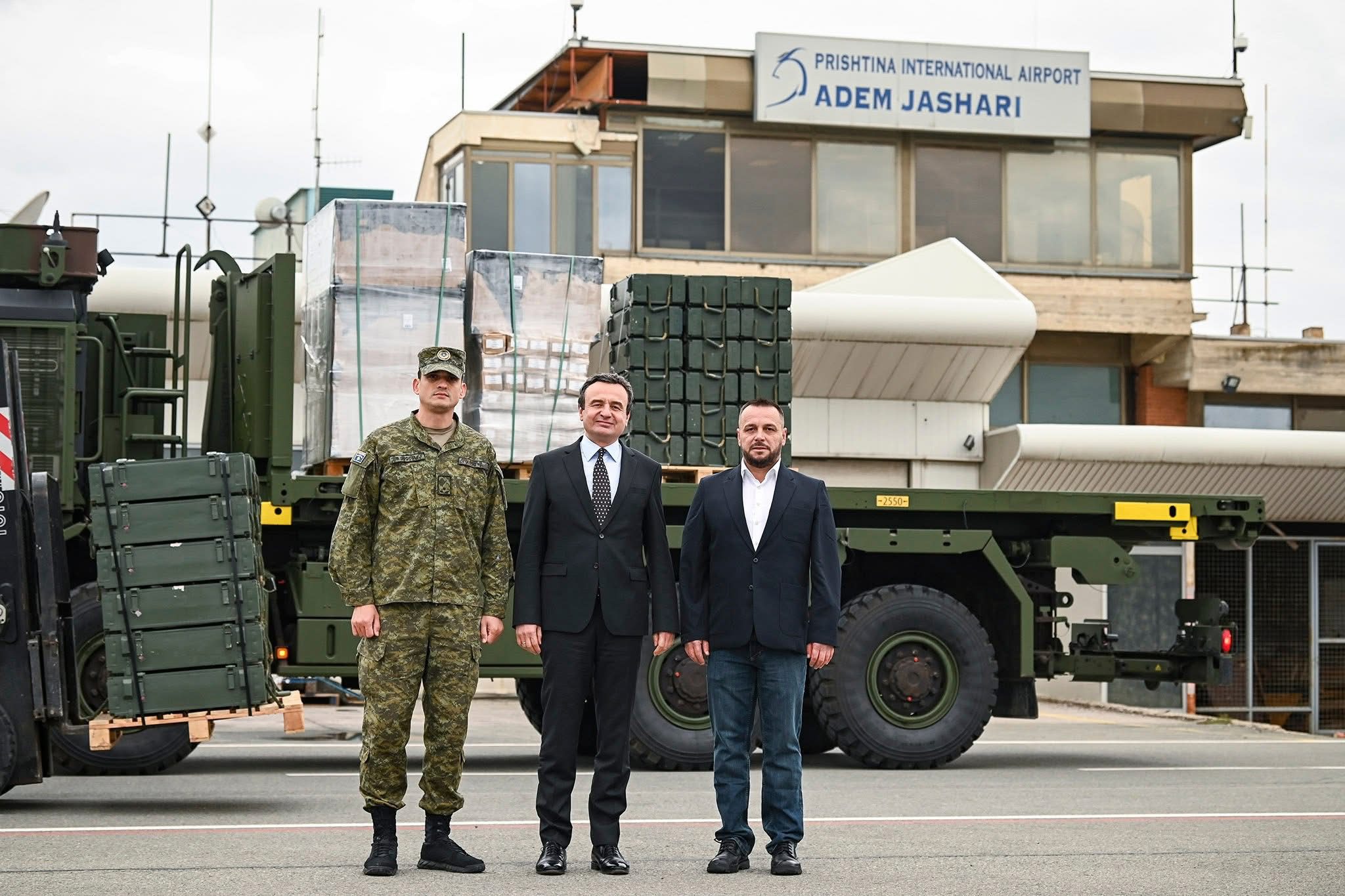 Nuk ndalen “lotët” nga Serbia për armatimin e Kosovës – thërrasin KFOR-in