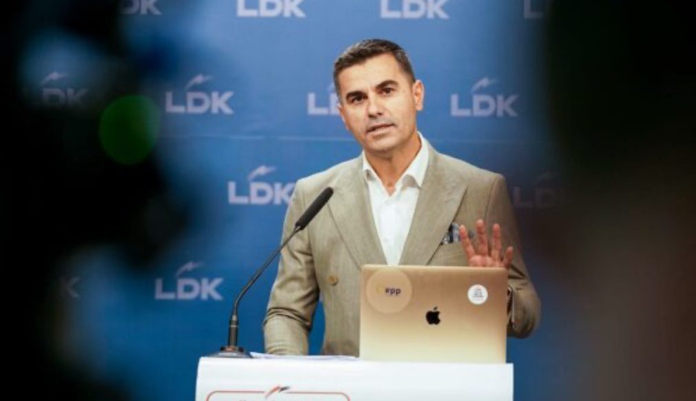 Reagon Xhafer Tahiri: Lideri i mirë nuk e kall shtëpinë e tij, nesër flas me fakte