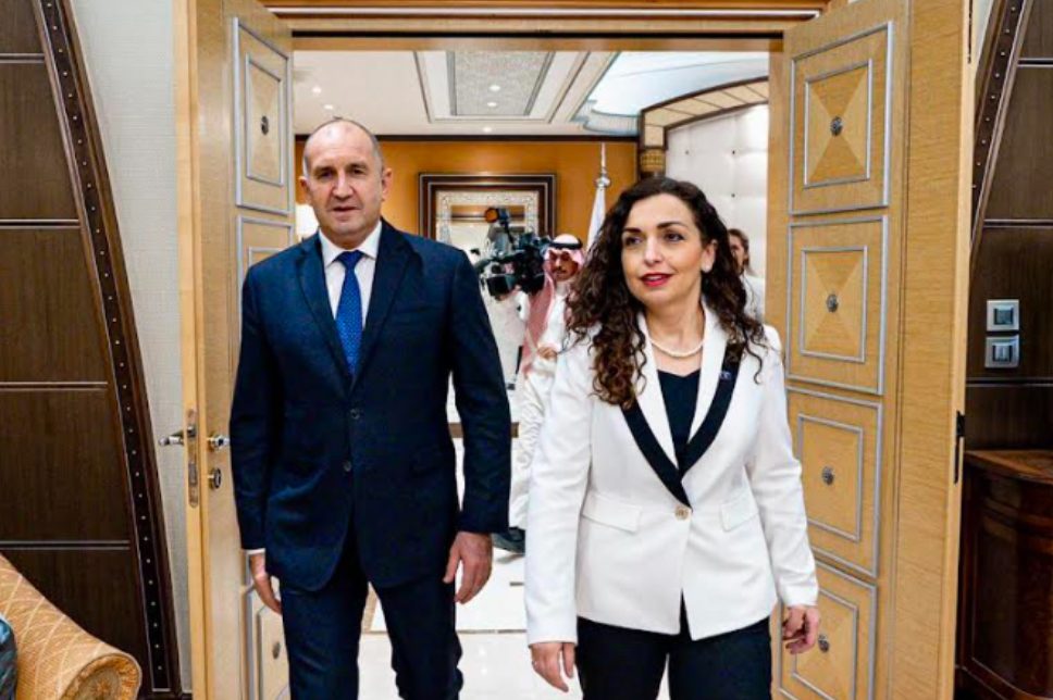 Heqja e masave të BE-së ndaj Kosovës, temë në takimin e Osmanit me presidentin bullgar