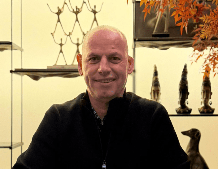 “Drenasi do t’ju dalë kapuç me mangë” – Çka po paralajmëron Ramiz Lladrovci?