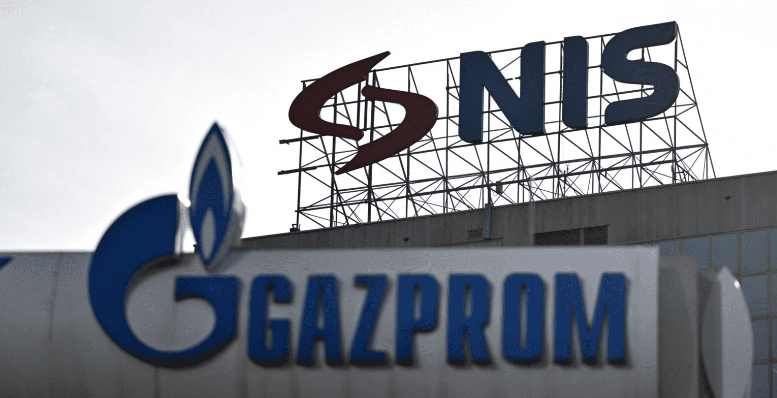 SHBA-ja fillon zbatimin e sanksioneve kundër industrisë serbe të naftës