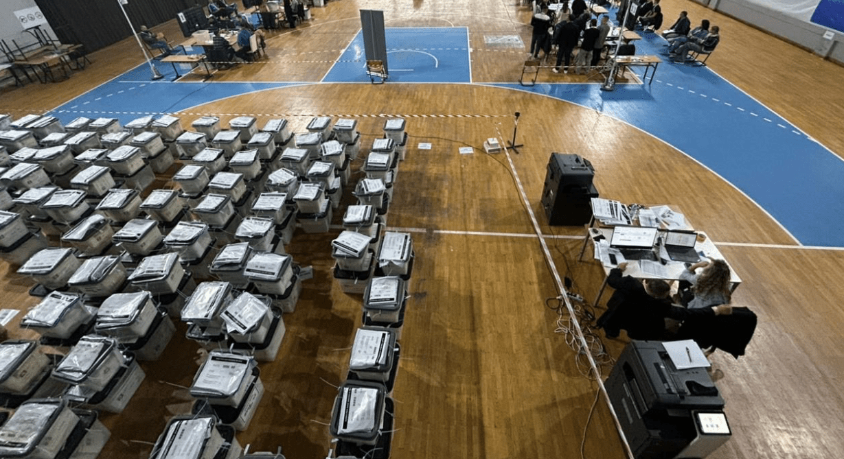 Përfundon numërimi i votave për asamble në Klinë