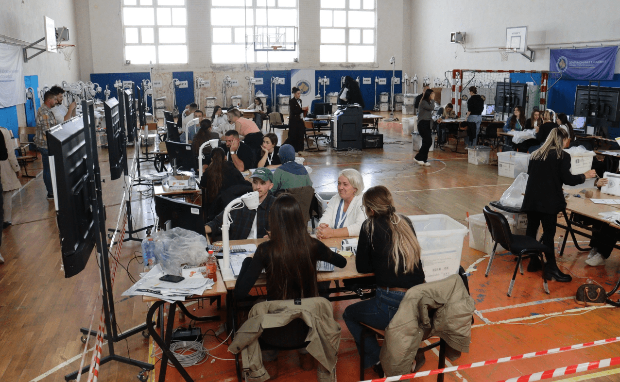 Diaspora përmbys rezultatin në Mamushë dhe e bën më të paqartë në Rahovec