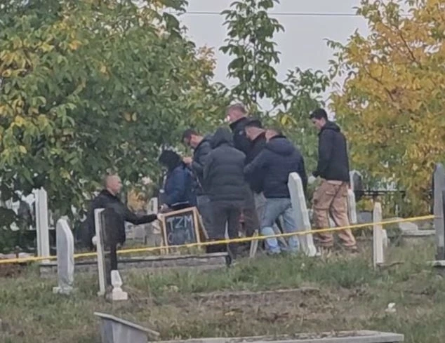 Zhvarrosen mbetjet mortore të katër personave në Hajvali, dyshohen të jenë të kohës së luftës