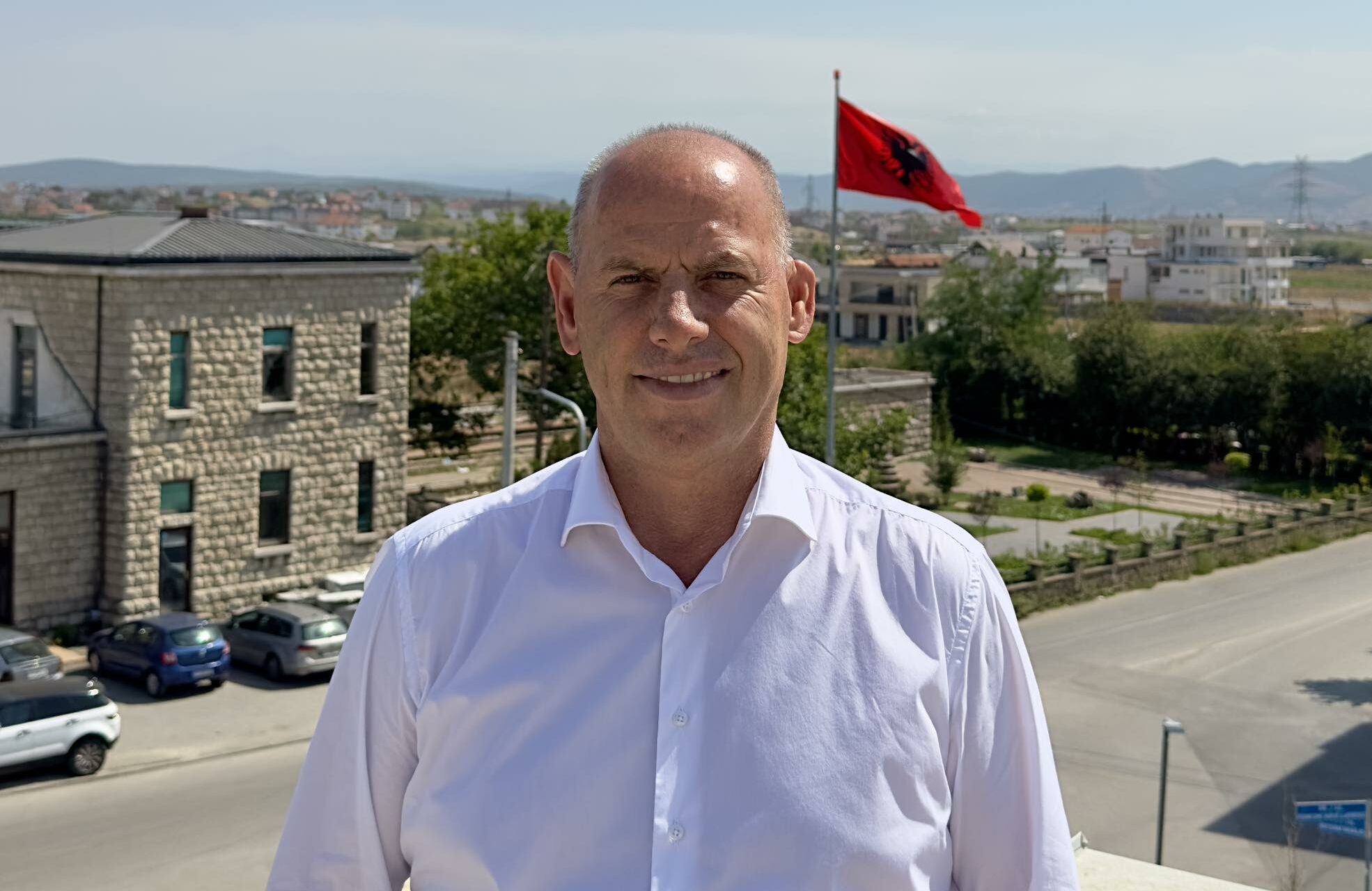 Lladrovci u premton ndihmë Arian Tahirit dhe Sokol Bashotës ta kalojnë balotazhin