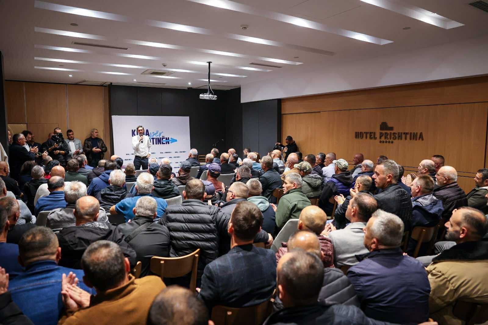 Uran Ismaili: Prishtina nderon sakrificën e veteranëve të UÇK-së