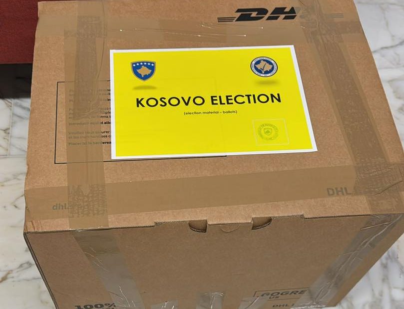 KQZ: Ka filluar tërheqja e pakove me fletëvotime jashtë Kosovës
