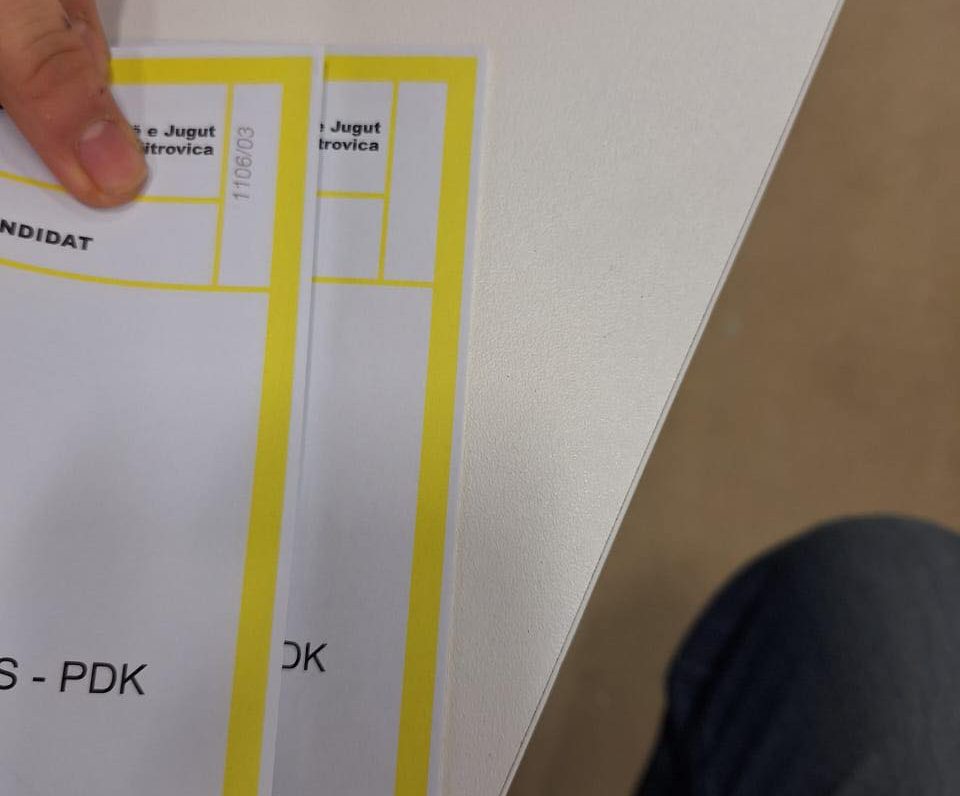 Behrami i PDK-së: Fletëvotimi nga një qendër ka përfunduar në një tjetër