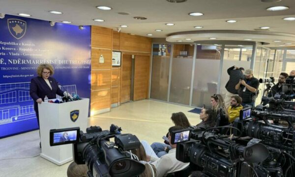 Hajdari sulmon prokurorin Valdet Gashi, përmend edhe Blerim Isufajn