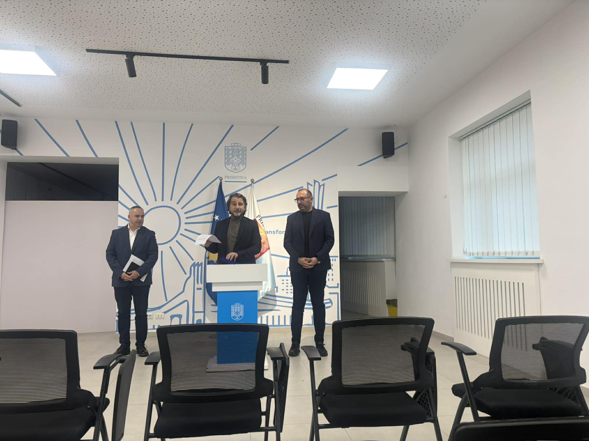 Bllokimi i buxhetit, Rama: Qytetarët po rrezikohen si asnjëherë më parë